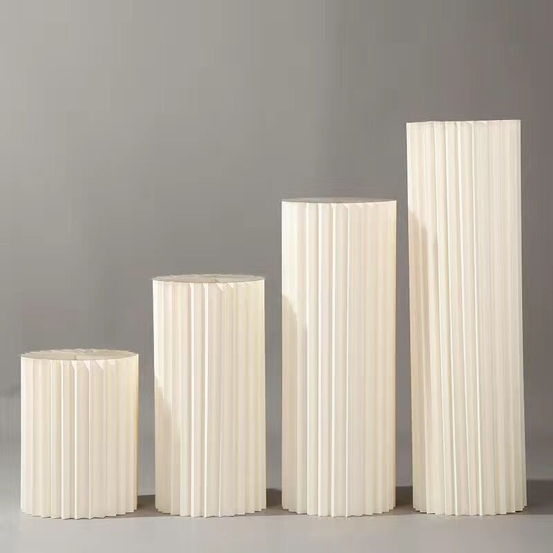 Vestuvinė sulankstoma popierinė kolona desertiniam stalui