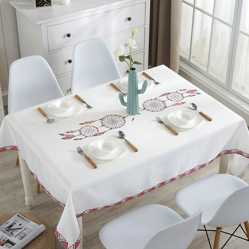 Stolnjak — otporan na prašinu, dekorativnog izgleda, moderan i minimalistički stil (Materijal: poliester; Oblik: pravokutnik; Funkcije: otporan na prašinu, dekoracija; Marka: Mouse Home Decoration)