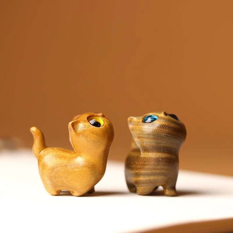 Drvena figurica mačke – izrezani mačić, ukras za vješanje, kreativni stil