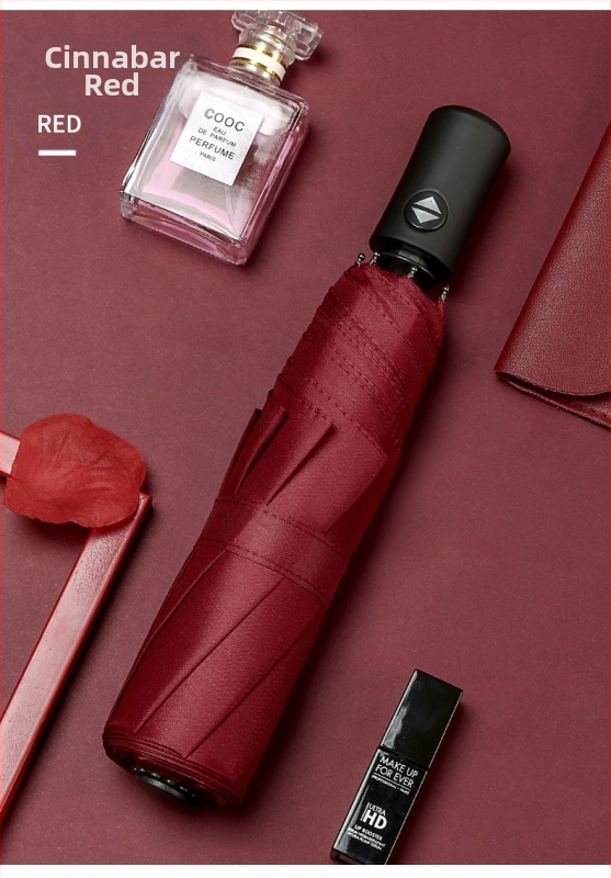 lietussargs ar 8 ribām, vēju izturīgs, trīsdaļīgs salocīts, pusautomātisks atvērums, automātisks aizvērums, 210T audums, logotipa personalizācija