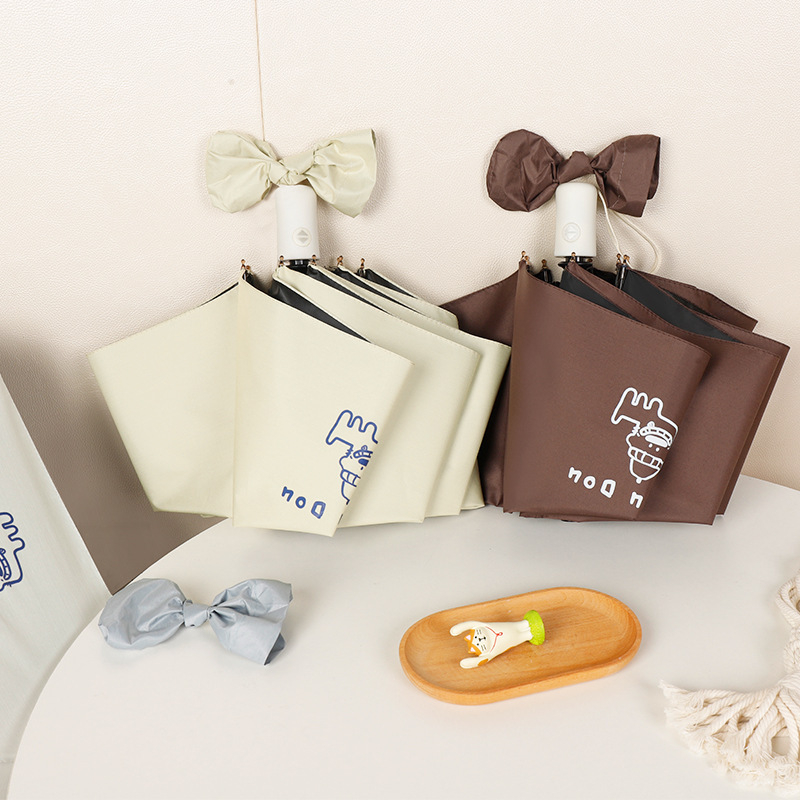 Trys dalių skėtis su karikatūrų dizainu, logotipo spauda, pusiau automatinis atidarymas, UV apsauga UPF 30+