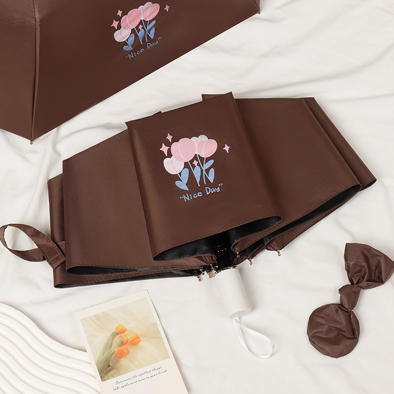 Trys dalių skėtis su karikatūrų dizainu, logotipo spauda, pusiau automatinis atidarymas, UV apsauga UPF 30+