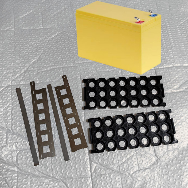 Комплект кутия за батерии 18650 с никелова скоба, 12V 7Ah Li-ion пакет, балансиращ защитен модул 3S 40A