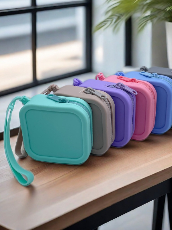 Силиконов монетник с цип, унисекс, урбан стил, водоустойчив