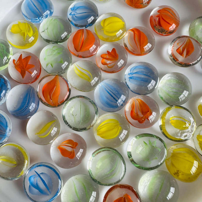 Üveg sík gyöngyök – geometriai forma, csiszolt felület, gyártási folyamat: őrlés, anyag: üveg, dekoratív akasztó