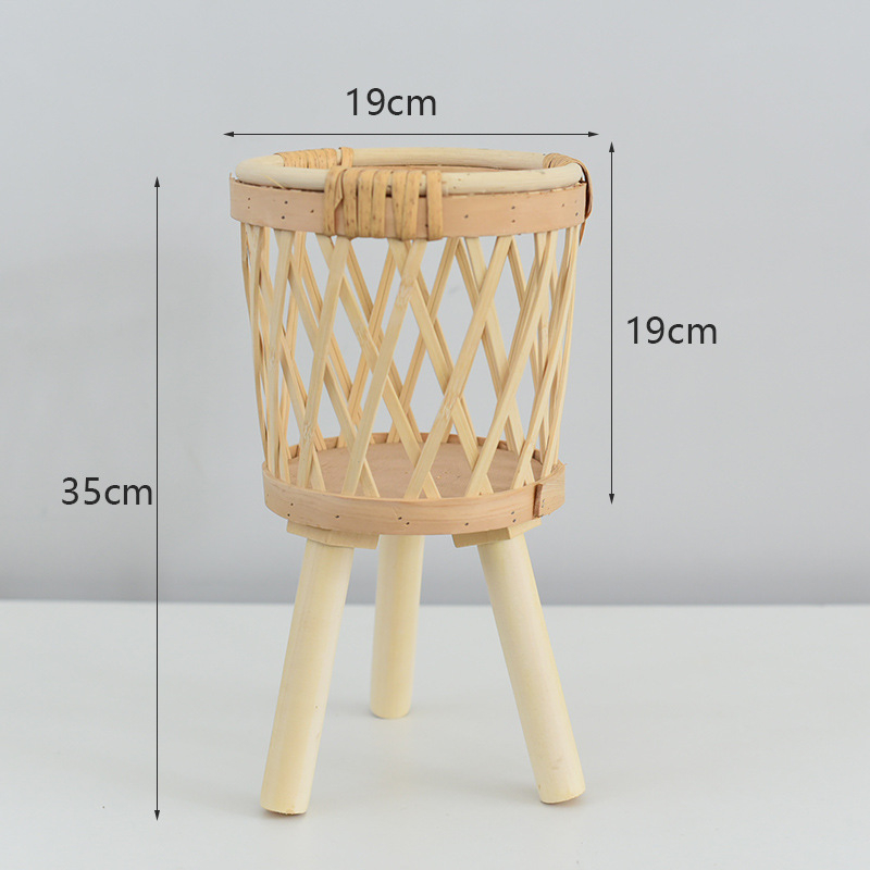 Coș de plante împletit – producție manuală, țesut din viță, decorativ (Material: Viță; Proces: Țesut; Producție: Manual; Personalizare: Da; Categoria: Coș împletit)