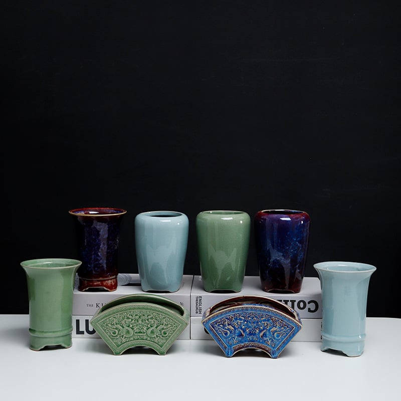 Keraminis gėlių vazonėlis staliniam naudojimui, harmoningas dizainas, tinkamas namų interjerui, namų sode ir balkono sode.