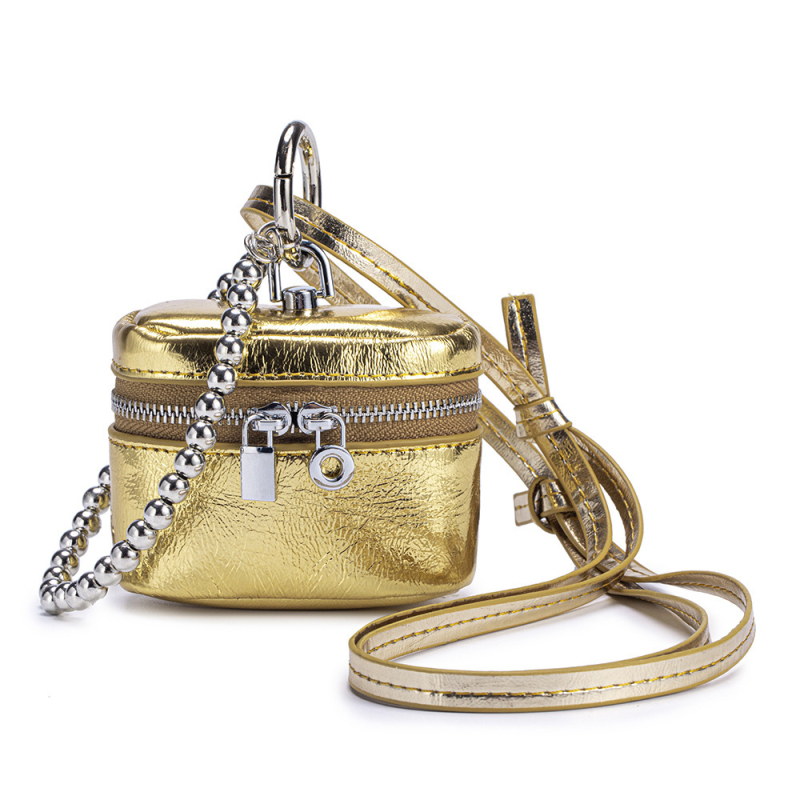 Монетник от естествена кожа – Урбан стил; Материал: естествена кожа; Тип кожа: първи слой; Подплата: полиестер; Категория: монетник