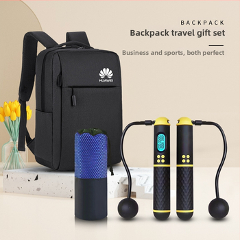 Σετ δώρων με σακίδιο - μοντέρνο και απλό εταιρικό δώρο για το προσωπικό και τους συναδέλφους