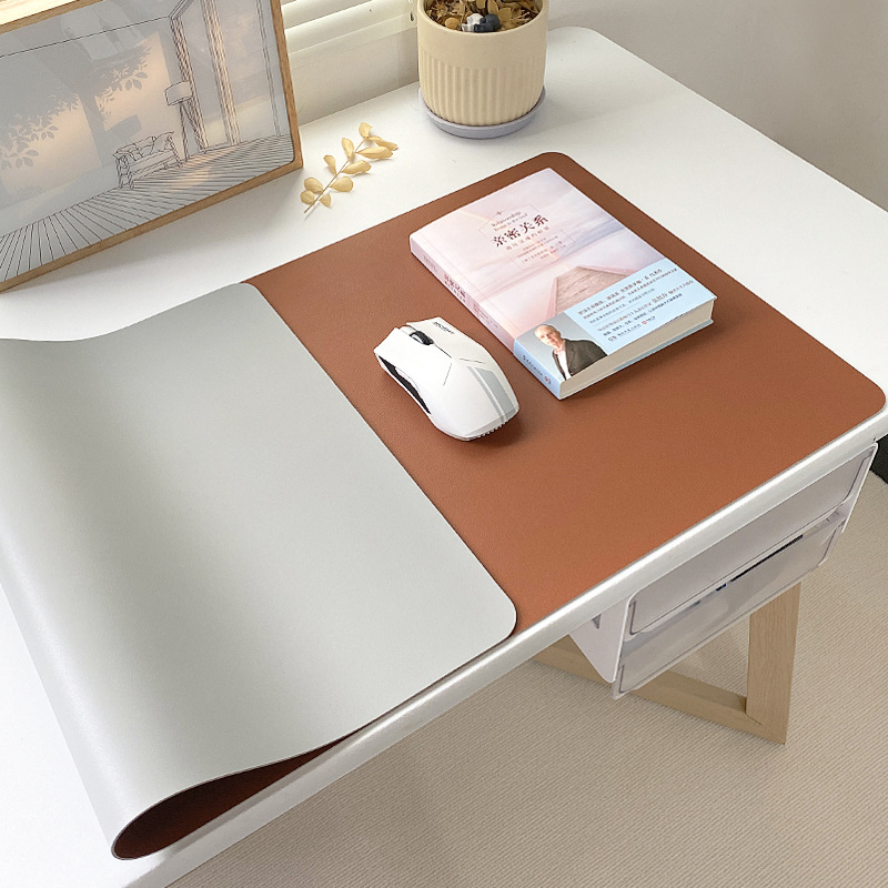 Pad de mouse din piele, dublă față, cusut, cu logo imprimat, personalizabil după desene