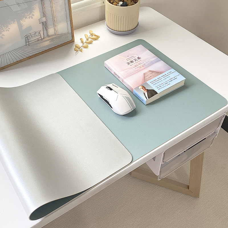 Pad de mouse din piele, dublă față, cusut, cu logo imprimat, personalizabil după desene