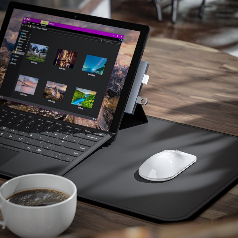 USB HUB τεσσάρων θυρών με USB-C 7 cm καλώδιο — USB 3.1, 5 Gbps, τροφοδοτούμενο μέσω θύρας (RS34AR)