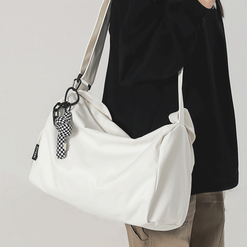 Fujilin Unisex αδιάβροχη τσάντα ταξιδιού με ιμάντα crossbody, χωρητικότητας 20–35L, πολυεστέρα, για αναψυχής ταξίδια και γυμναστήριο