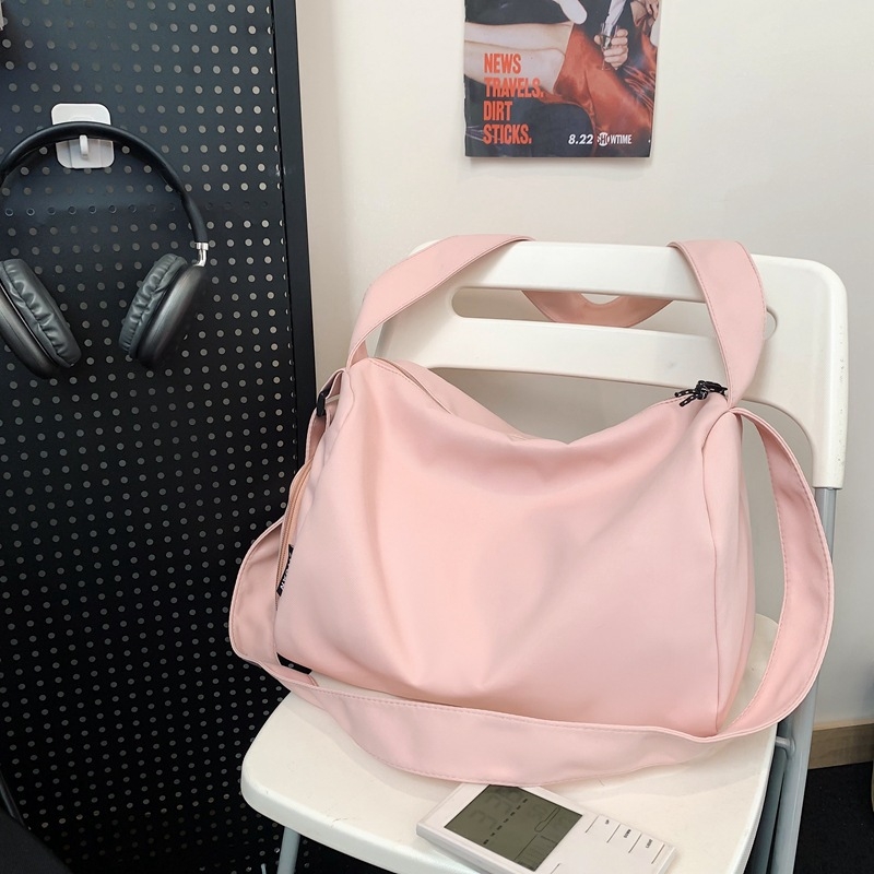 Fujilin uniszex vízálló utazótáska crossbody pánttal, 20–35L, poliészter, sport és fitness használatra