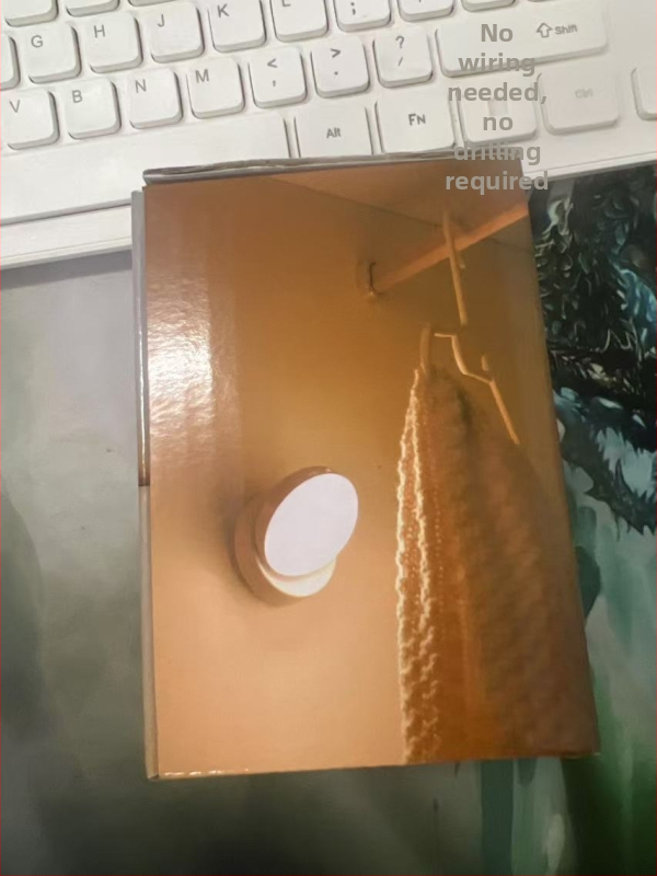 LED нощна лампа с датчик за движение, 360° въртене, магнитно закрепване, презареждаща се батерия (360° въртене, сензор за движение, LED, презареждаща се батерия, магнитно закрепване)