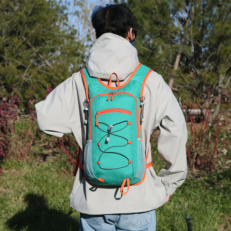 Σακίδιο πεζοπορίας με πτυσσόμενο σχεδιασμό, ελαφρύ και ανθεκτικό, εξωτερικό ύφασμα Oxford, επένδυση πολυεστέρα, καμπύλοι ιμάντες ώμου