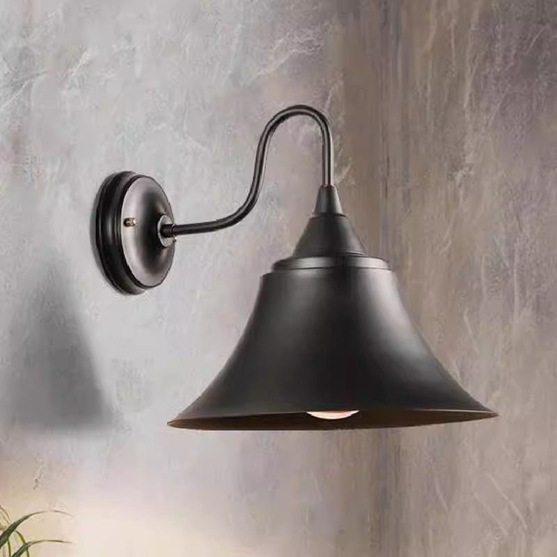 Φωτιστικό τοίχου σε βιομηχανικό ρετρό στυλ, γυάλινο σκιάδιο, μεταλλικό σώμα, LED, 220V