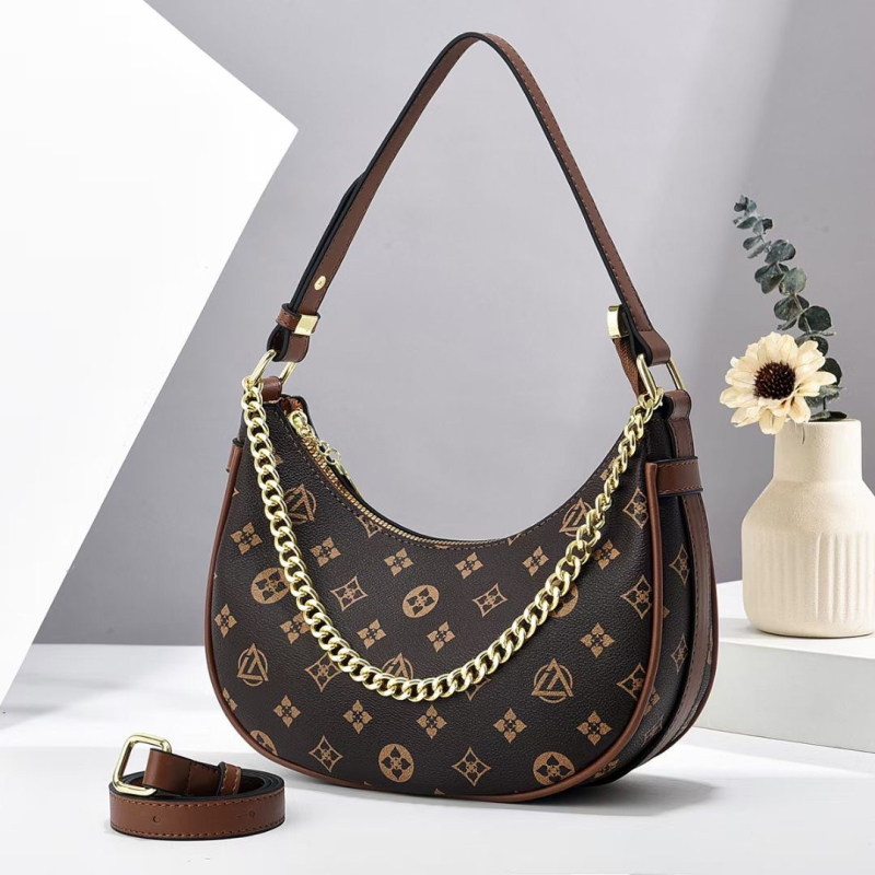 Γυναικεία τσάντα PU σε στυλ δρόμου, με φερμουάρ ανοίγματος, εσωτερική θήκη με φερμουάρ και θήκη για κινητό, επένδυση πολυεστερ, τρεις ιμάντες, κυκλοφορία φθινόπωρο 2024