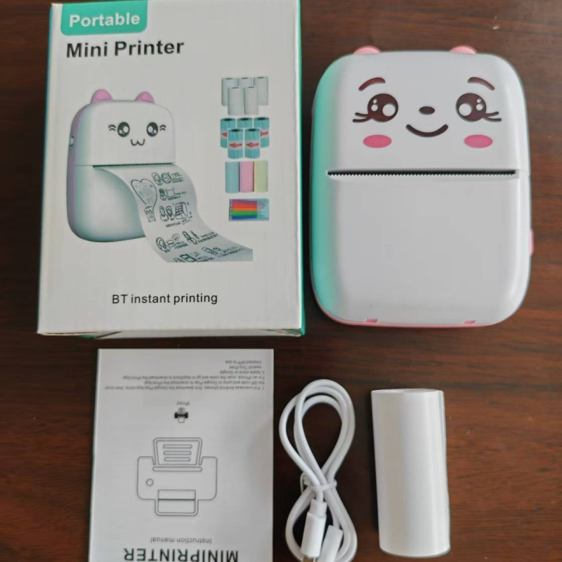 Μικρός φορητός εκτυπωτής ετικετών για λάθη στα μαθήματα — θερμικός εκτυπωτής με Bluetooth/USB, μορφή 75×30 мм, χωρητικότητα χαρτιού 57×25 мм, υποστήριξη εφαρμογής