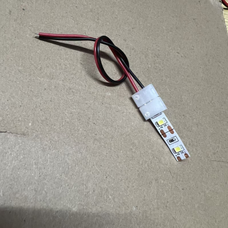 Σύνδεσμος LED λωρίδας χωρίς συγκόλληση, με κλιπ στερέωσης και κεφαλή κρυστάλλου, σε γυμνή πλακέτα, χαμηλή τάση