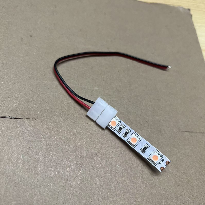 Σύνδεσμος LED λωρίδας χωρίς συγκόλληση, με κλιπ στερέωσης και κεφαλή κρυστάλλου, σε γυμνή πλακέτα, χαμηλή τάση