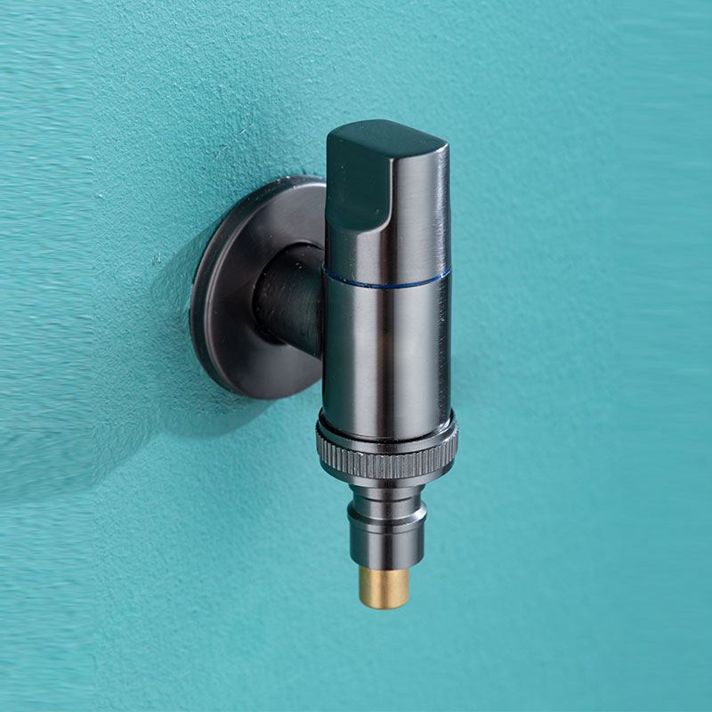 Βρύση πλυντηρίου με χαλκό σώμα, βαλβίνα τύπου Τ, σύνδεση με βίδες, κεραμικός πυρήνας βαλβίδας, θερμοκρασία λειτουργίας 0–90°C