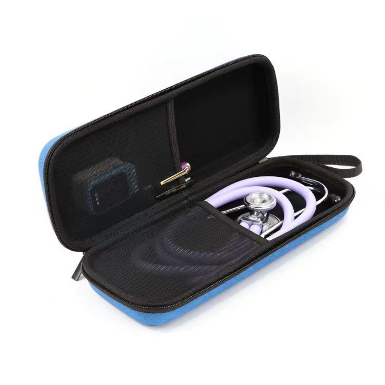 Etui pentru stetoscop, Model XC; Material: 600D Snowflake Oxford; Capacitate de încărcare: 5 kg; Proces: Offset printing; Utilizare: Ambalare pentru stetoscop