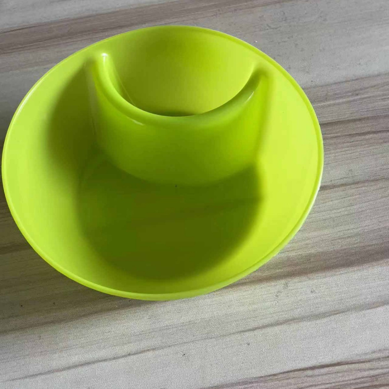 Plastična zdjela za grickalice, okrugla, mikrovalnu sigurna, površina: injekcijsko oblikovana, mogućnost ispisa logotipa