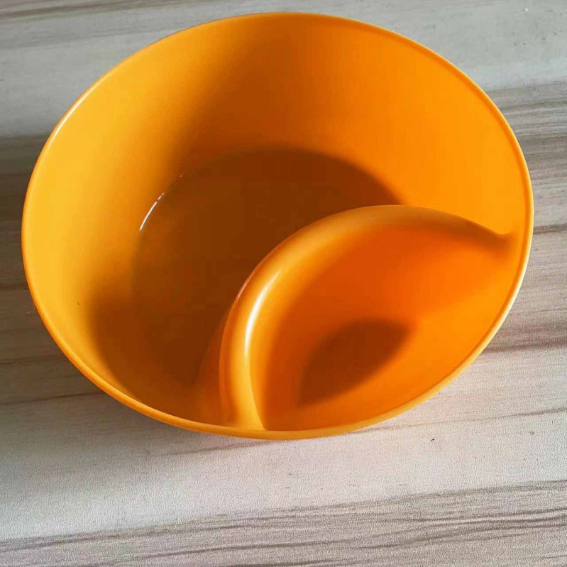 Plastična zdjela za grickalice, okrugla, mikrovalnu sigurna, površina: injekcijsko oblikovana, mogućnost ispisa logotipa