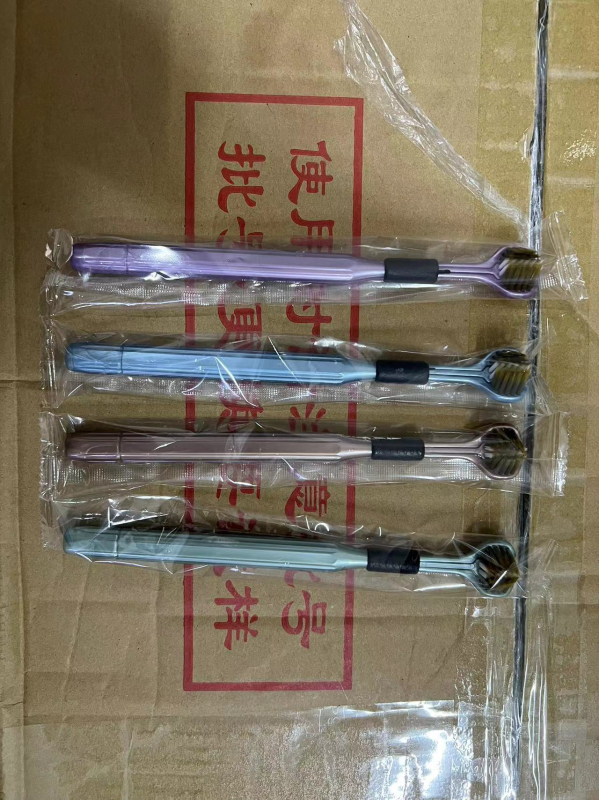 Beiyano U-образна четка за зъби с три страни и меки влакна, комплект от 4 бр., модел 009, за възрастни