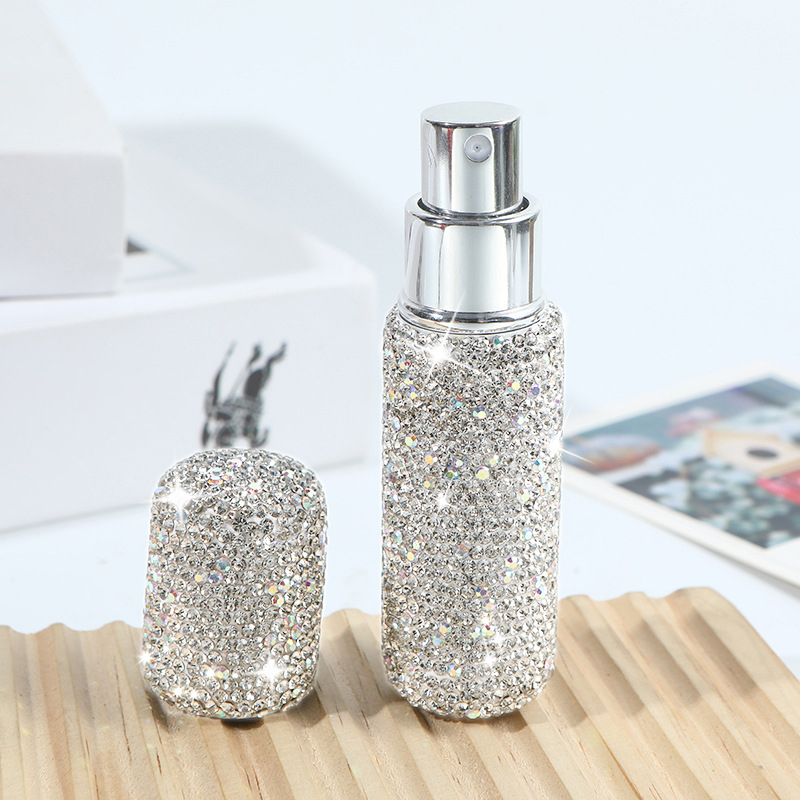 Klaasist parfüümipudel diamentidega inkrustatsiooniga ja pihustiga – reisi suuruses, Shangchuang