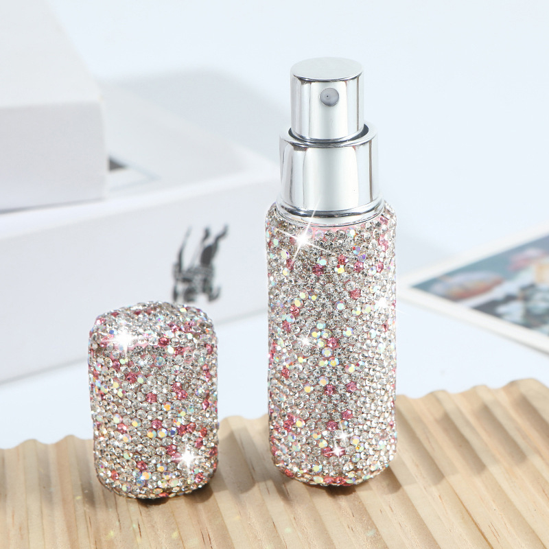 Klaasist parfüümipudel diamentidega inkrustatsiooniga ja pihustiga – reisi suuruses, Shangchuang