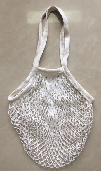 Torba od organskog pamuka s mrežastom dizajnom za voće i povrće, duga ručka, ekološki prihvatljiva, prilagodljiva s tiskom logotipa.