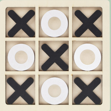 Дървена XO дъска с девет квадрата — Родителско-детска логическа игра за деца (4–14 г.), интелектуално развитие и координация ръка-око