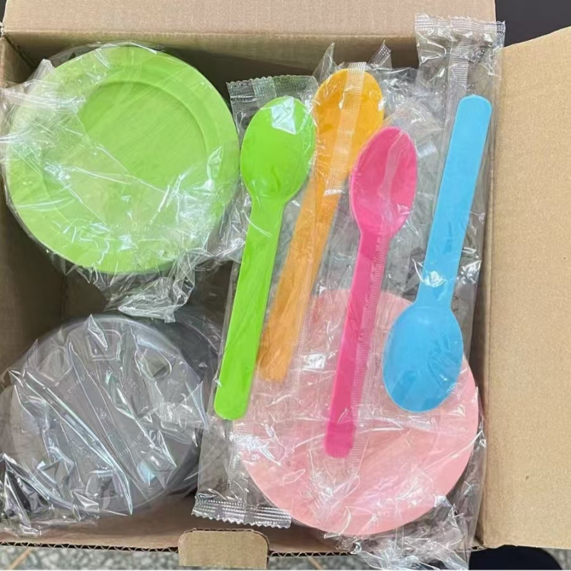 Контейнер за сладолед NC299 NC300 серия, пластмасов, модерен и минималистичен дизайн, капацитет 301-500 ml