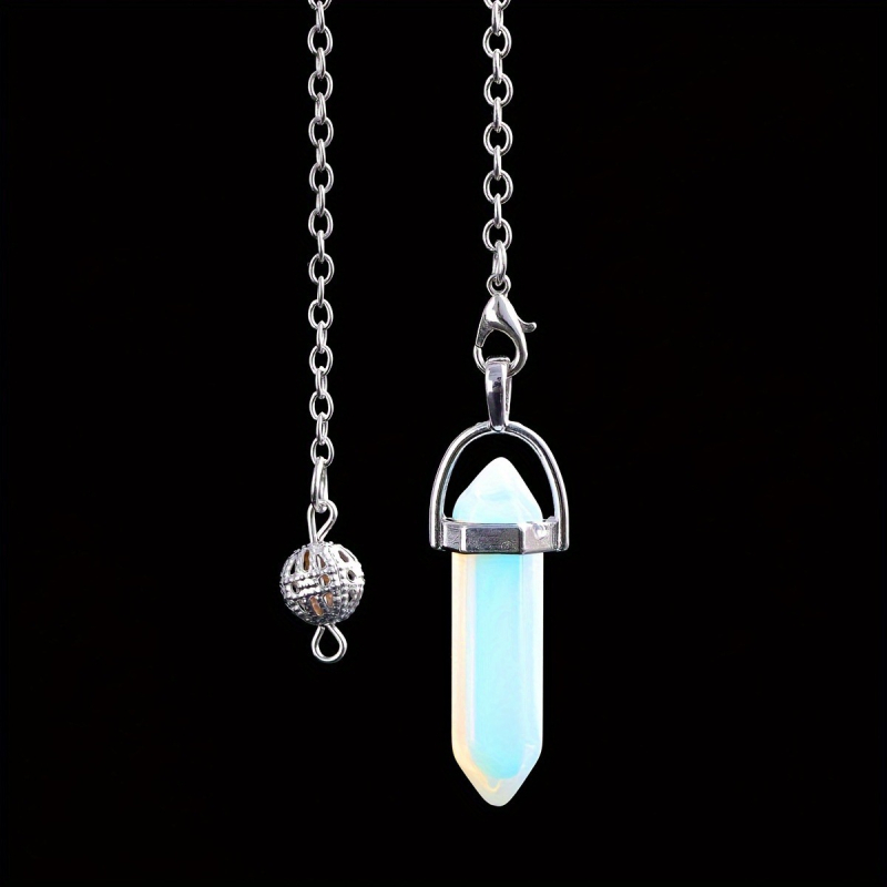 Ogrlica s šesterokutnim privjeskom od umjetnog kristala, geometrijski stil, poli završetak