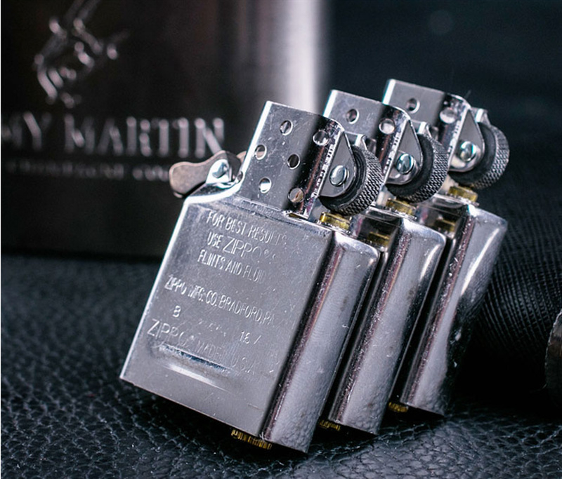 Univerzalno taktičko kućište za zapaljačicu za vanjsku upotrebu — vodootporno, otporno na pad, s unutarnjim ZP mehanizmom, plastična konstrukcija, prilagodljiva obrada