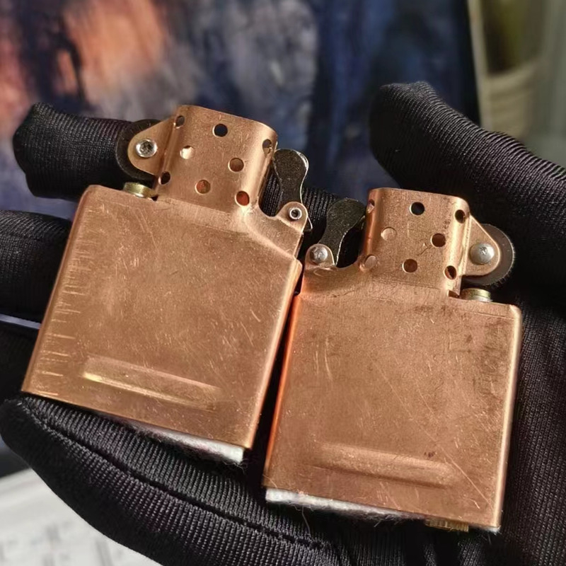 Univerzalno taktičko kućište za zapaljačicu za vanjsku upotrebu — vodootporno, otporno na pad, s unutarnjim ZP mehanizmom, plastična konstrukcija, prilagodljiva obrada