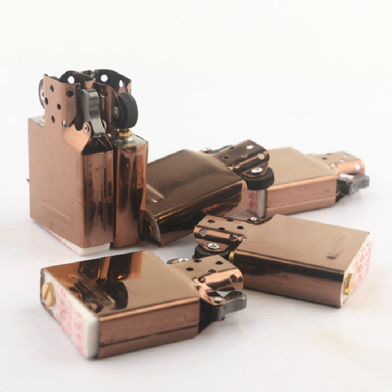 Univerzalno taktičko kućište za zapaljačicu za vanjsku upotrebu — vodootporno, otporno na pad, s unutarnjim ZP mehanizmom, plastična konstrukcija, prilagodljiva obrada