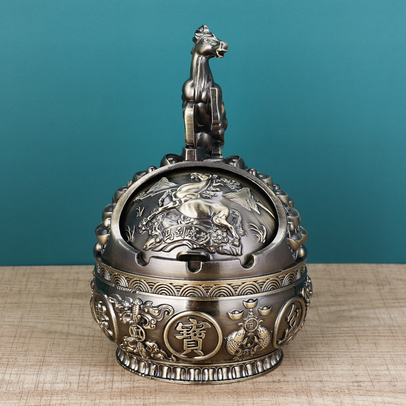 Scrumieră în formă de șarpe-dragon, cu capac, din aliaj de aluminiu, stil luxos retro