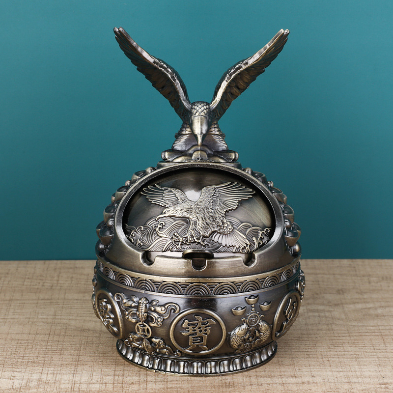 Scrumieră în formă de șarpe-dragon, cu capac, din aliaj de aluminiu, stil luxos retro