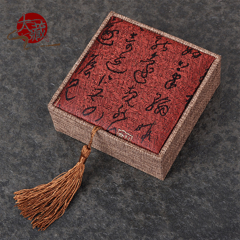 Višenamjenski masažni češanj od sandalovine za vlasište, s pet zuba