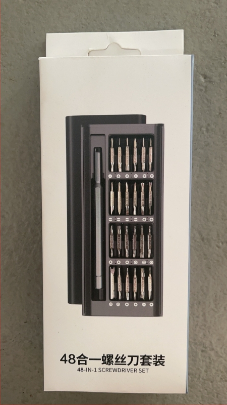 24-u-1 set odvijača za mobitele, računala i naočale – magnetski, S2 legura alatnog čelika, krstaste glave, težina 282 g