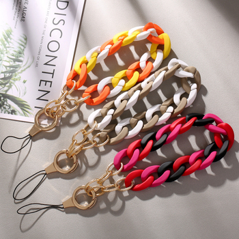 Κρεμαστό για κινητό από ακρυλικό με ματ φινίρισμα (Τύπος: Κρεμαστό; Υλικό: Ακρυλικό; Διαδικασία: Ημιχειροποίητο; Έτος/Εποχή: Καλοκαίρι 2023)