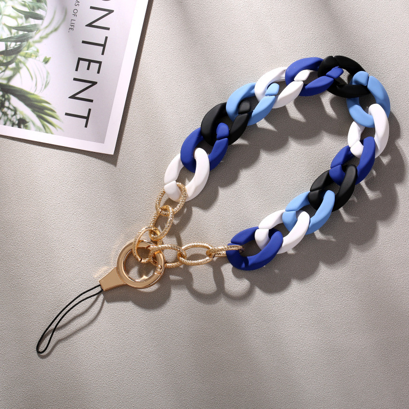 Privjesak za telefon od akrila s mat završnim premazom (Tip: Privjesak; Materijal: Akril; Obrada: Djelomično ručna izrada; Godina/Sezona: Ljeto 2023)