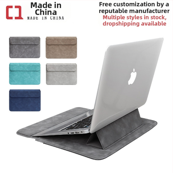 Torba za prijenosno računalo s poklopnim otvaranjem; podstava; unutarnja pretinica za računalo; vodootporna i otporna na udarce; poslovni clutch stil