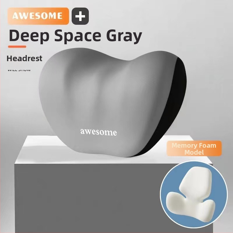 Automa galvas balsts un jostas atbalsta spilvens – pildījums no atmiņas putām, ārējais materiāls no sintētiskām šķiedrām, alfanumerisks raksts, visu sezonu