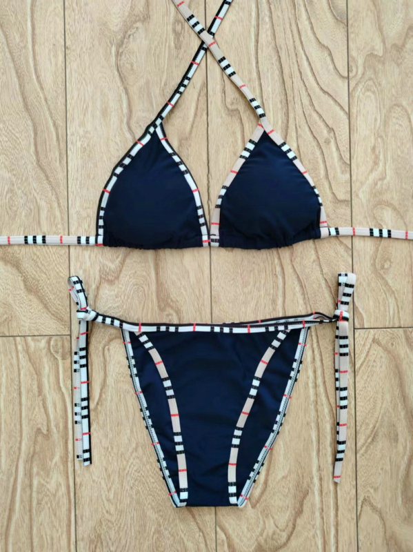 Trodjelni bikini set s otiskom, gornji dio s jastučićem, poliester tkanina, podstava 95%