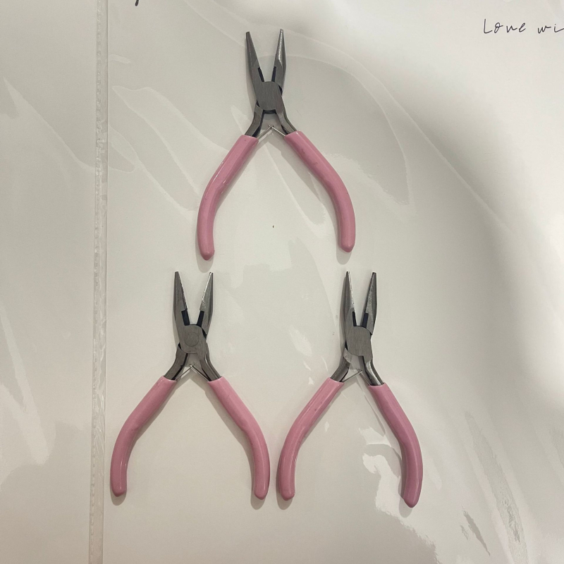 DIY cvjetna traka za umjetne cvijeće – papirnata traka, žica za stabljike ruža, ljepilo (Materijal: Drugo; Obrada: Drugo; Vrsta: Drugo; Uvoz: Ne)