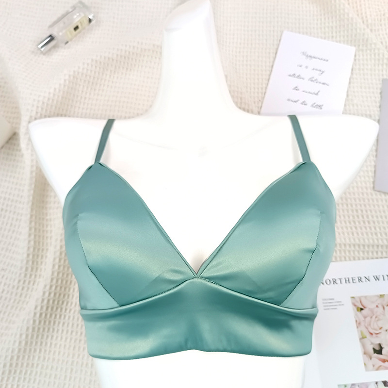 Sutien od svile dudovine, košarice 3/4, tanke oblikovane košarice, glatki dizajn, bez ojačanja